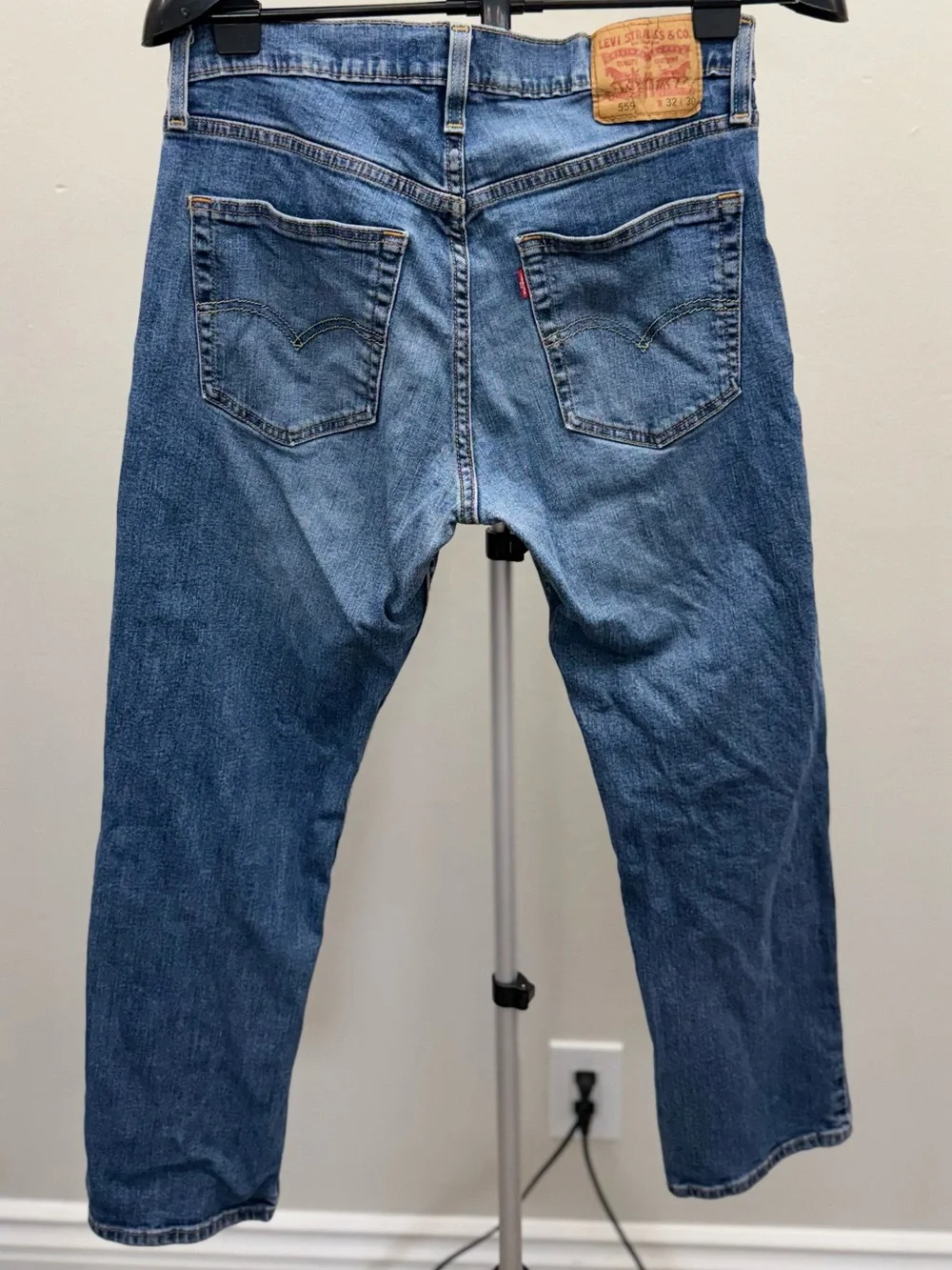 Levi’s 559 Relaxed Straight Men’s Jeans W32 L30 Medium Wash Blue Denim